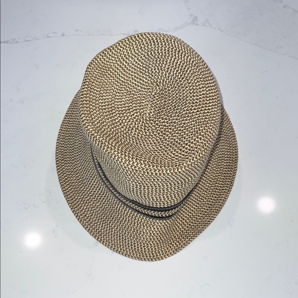 Nine West Accessories - 🛍️ 3 for $20 🛍️ - NWOT - Nine West Tan and Cream Woven Hat
